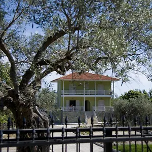 επισκεφθείτε το ξενοδοχείο